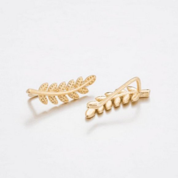 💎✨ Olive Branch Ear Climbers - Picture 4 of 5